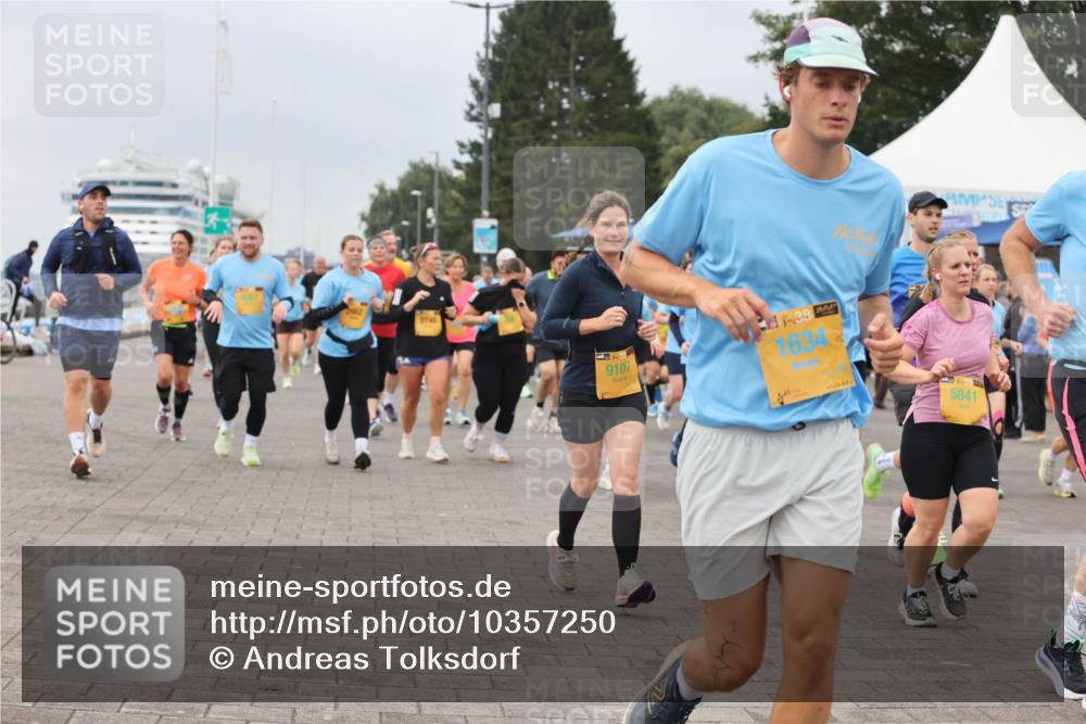 13.09.2026 - Kiel Lauf Andreas Tolksdorf http://msf.ph/oto/10357250 13.09.2026 09:59:39 Kiellinie 2746, 9107, 38, 1634, 39, 5841 meine-sportfotos.de
