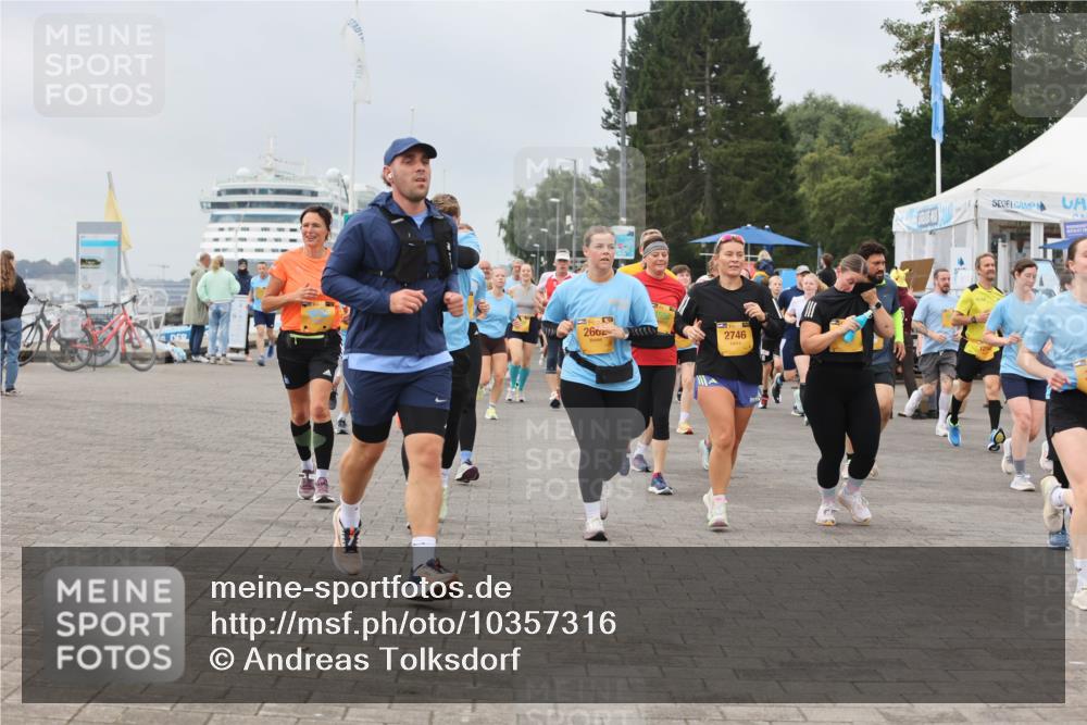 13.09.2026 - Kiel Lauf Andreas Tolksdorf http://msf.ph/oto/10357316 13.09.2026 09:59:41 Kiellinie 2602, 2746 meine-sportfotos.de