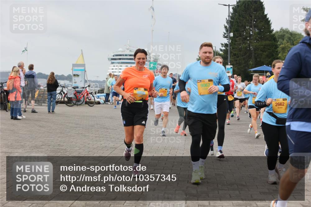 13.09.2026 - Kiel Lauf Andreas Tolksdorf http://msf.ph/oto/10357345 13.09.2026 09:59:42 Kiellinie 12425, 39, 9067, 1, 39, 2662 meine-sportfotos.de