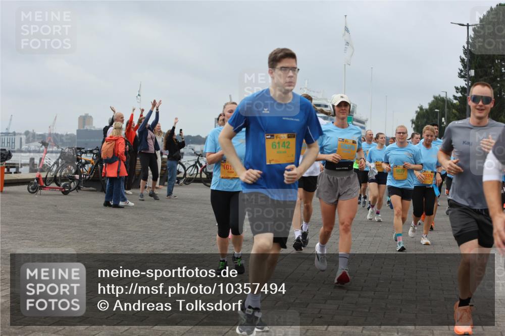 13.09.2026 - Kiel Lauf Andreas Tolksdorf http://msf.ph/oto/10357494 13.09.2026 10:00:00 Kiellinie 101, 39, 6142, 10079, 9677, 1379 meine-sportfotos.de