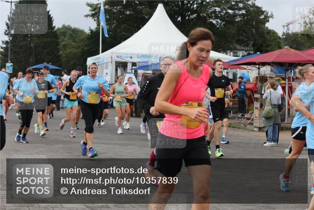 13.09.2026 - Kiel Lauf Andreas Tolksdorf http://msf.ph/oto/10357839 13.09.2026 10:00:15 Kiellinie 3737, 9675 meine-sportfotos.de