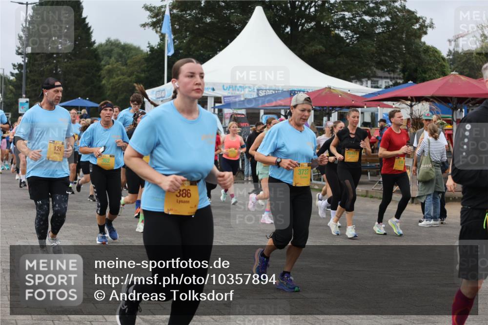 13.09.2026 - Kiel Lauf Andreas Tolksdorf http://msf.ph/oto/10357894 13.09.2026 10:00:16 Kiellinie 124, 362, 386, 3737, 10171, 136 meine-sportfotos.de