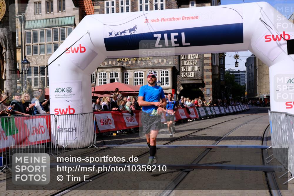 13.09.2026 - 21. swb-Marathon Bremen Tim E. http://msf.ph/oto/10359210 13.09.2026 12:55:21 Ziel 13085 meine-sportfotos.de