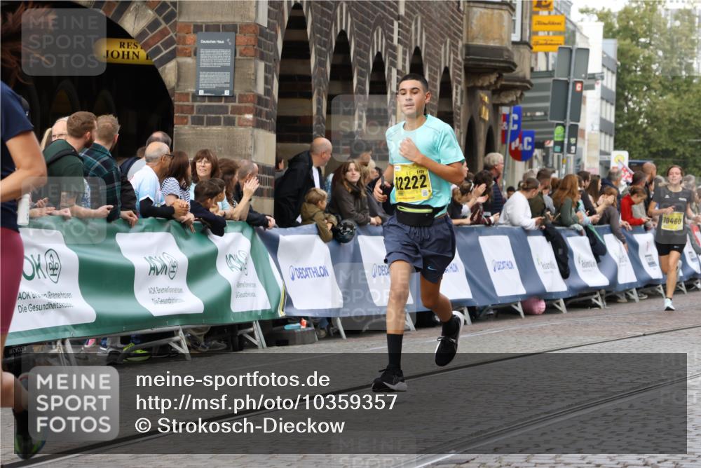 13.09.2026 - 21. swb-Marathon Bremen Strokosch-Dieckow http://msf.ph/oto/10359357 13.09.2026 10:57:47 Ziel 10177, 10226, 10300, 10394, 10517, 10518, 11106, 11245, 11365, 11480, 11498, 11609, 11734, 11965, 11966, 12037, 12111, 12263, 12372, 12400, 12411, 10078, 10559, 10565, 10707, 10728, 11136, 11332, 11824, 11856, 11863, 12231, 12427, 12551, 12555 meine-sportfotos.de