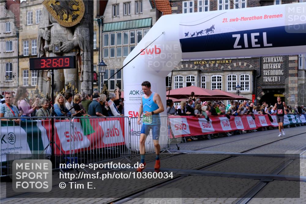 13.09.2026 - 21. swb-Marathon Bremen Tim E. http://msf.ph/oto/10360034 13.09.2026 12:56:58 Ziel 901, 1212, 1288, 4936, 13224 meine-sportfotos.de