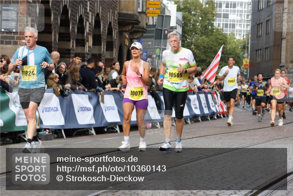 13.09.2026 - 21. swb-Marathon Bremen Strokosch-Dieckow http://msf.ph/oto/10360143 13.09.2026 10:58:00 Ziel 10177, 10460, 10707, 11106, 11153, 11245, 11480, 11532, 11568, 11965, 11966, 12222, 12228, 12231, 12264, 12555, 10249, 10494, 10543, 10604, 10673, 10750, 10798, 10826, 10828, 10903, 10914, 10931, 10932, 11120, 11295, 11388, 11420, 11752, 11884, 11952, 12017, 12386, 12387, 12441, 12482 meine-sportfotos.de