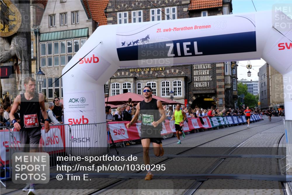 13.09.2026 - 21. swb-Marathon Bremen Tim E. http://msf.ph/oto/10360295 13.09.2026 12:57:20 Ziel 365, 573, 850, 3368, 6201, 7118, 7671 meine-sportfotos.de
