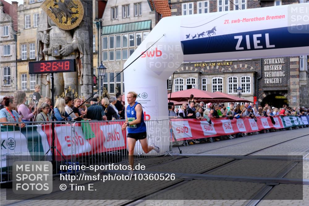 13.09.2026 - 21. swb-Marathon Bremen Tim E. http://msf.ph/oto/10360526 13.09.2026 12:57:37 Ziel 850, 1875, 2986, 3368, 5912, 6264 meine-sportfotos.de