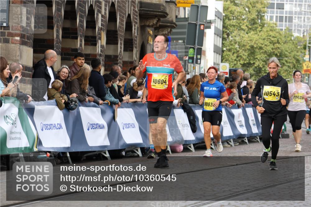 13.09.2026 - 21. swb-Marathon Bremen Strokosch-Dieckow http://msf.ph/oto/10360545 13.09.2026 10:58:10 Ziel 10078, 10460, 10559, 10565, 10707, 10728, 11136, 11153, 11332, 11532, 11568, 11824, 11856, 11863, 12228, 12231, 12264, 12427, 12551, 12555, 10249, 10530, 10750, 10798, 11004, 11120, 11131, 11152, 11202, 11295, 11388, 11403, 11420, 11455, 11686, 11750, 11906, 11952, 11953, 12017, 12092, 12386, 12387, 12518 meine-sportfotos.de