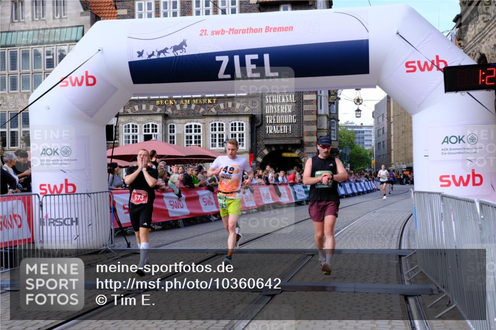 13.09.2026 - 21. swb-Marathon Bremen Tim E. http://msf.ph/oto/10360642 13.09.2026 12:57:50 Ziel 919, 1875, 2986, 4795, 6264 meine-sportfotos.de