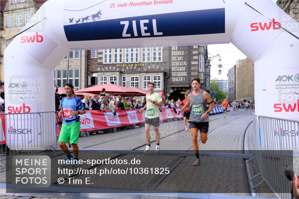 13.09.2026 - 21. swb-Marathon Bremen Tim E. http://msf.ph/oto/10361825 13.09.2026 12:59:23 Ziel 1118, 1508, 1751, 1993, 3584, 3688, 4399, 4847, 6991, 8383, 8994, 9120, 9329 meine-sportfotos.de