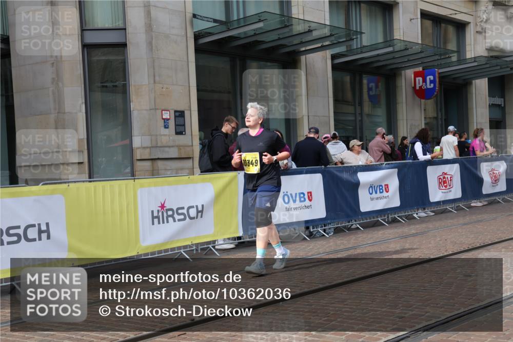 13.09.2026 - 21. swb-Marathon Bremen Strokosch-Dieckow http://msf.ph/oto/10362036 13.09.2026 11:22:59 Ziel 10349, 10754, 10925, 11266, 11663, 12340, 11574, 12083 meine-sportfotos.de