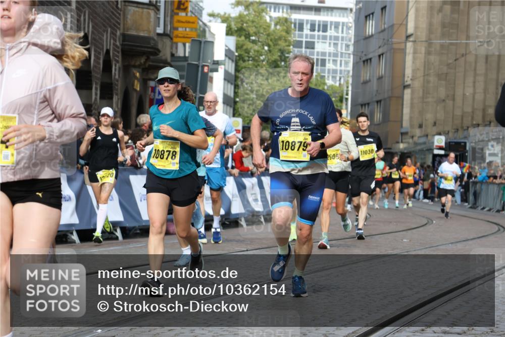 13.09.2026 - 21. swb-Marathon Bremen Strokosch-Dieckow http://msf.ph/oto/10362154 13.09.2026 10:58:41 Ziel 10249, 10494, 10530, 10750, 10798, 11004, 11120, 11131, 11152, 11202, 11295, 11384, 11388, 11403, 11420, 11455, 11686, 11750, 11752, 11906, 11952, 11953, 12017, 12092, 12180, 12386, 12387, 12518, 10254, 10485, 10787, 10794, 10832, 10948, 11228, 11267, 11278, 11488, 11743, 12130, 12176, 12414 meine-sportfotos.de