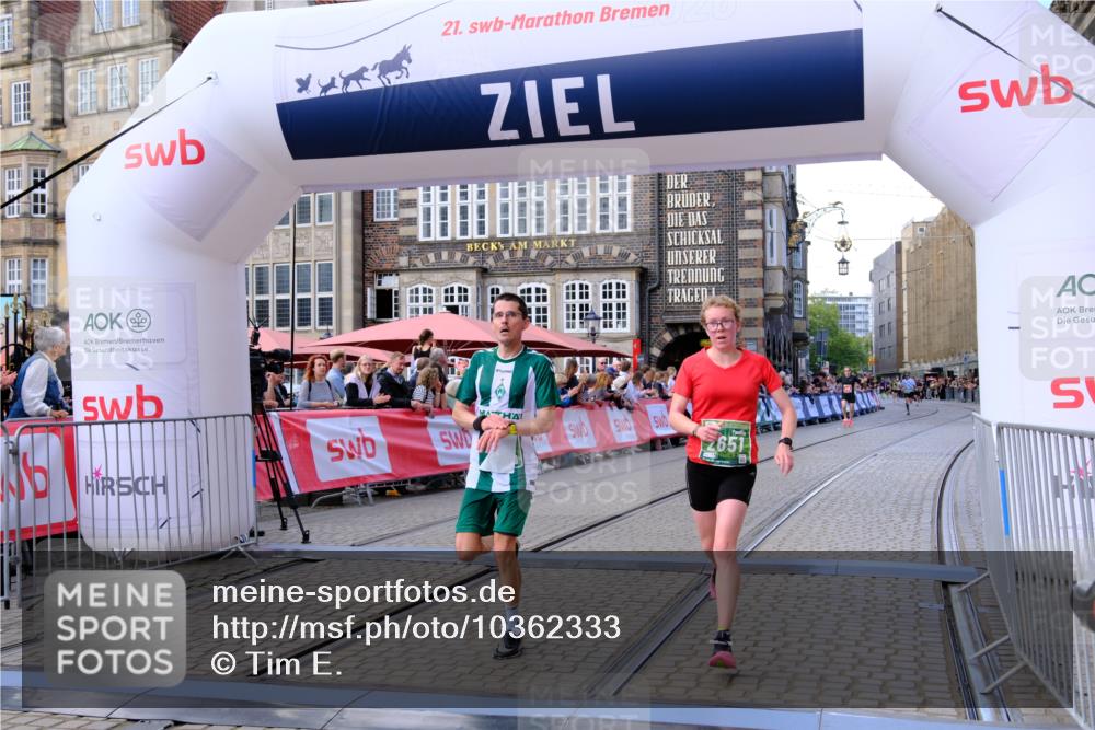 13.09.2026 - 21. swb-Marathon Bremen Tim E. http://msf.ph/oto/10362333 13.09.2026 12:59:42 Ziel 658, 1248, 1751, 1800, 1993, 2651, 3251, 4096, 8383, 9533 meine-sportfotos.de