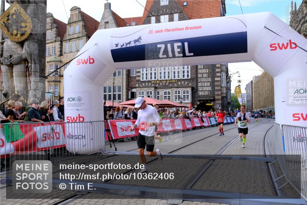 13.09.2026 - 21. swb-Marathon Bremen Tim E. http://msf.ph/oto/10362406 13.09.2026 13:00:03 Ziel 126, 277, 466, 807, 862, 1320, 1485, 1852, 4964, 5316, 5828, 6557, 8850 meine-sportfotos.de