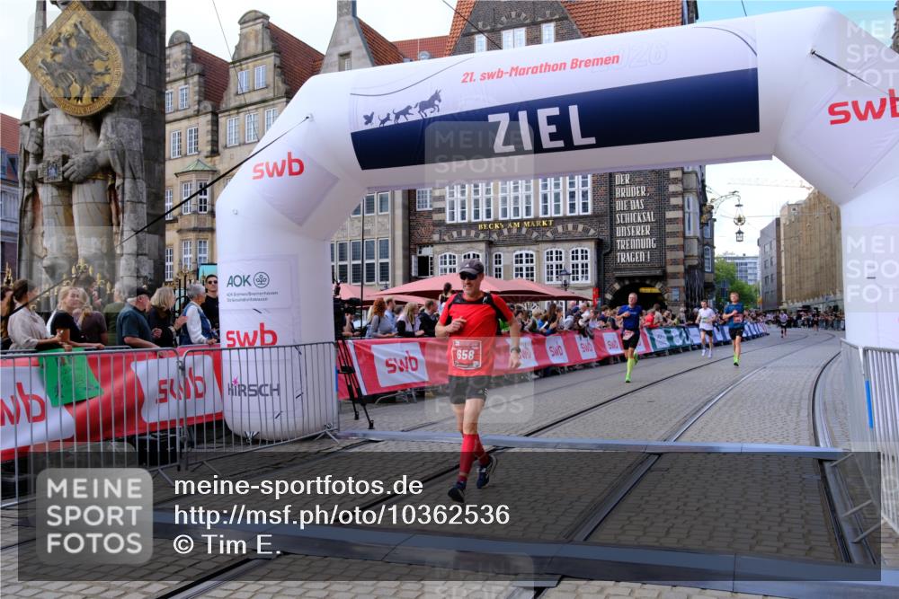 13.09.2026 - 21. swb-Marathon Bremen Tim E. http://msf.ph/oto/10362536 13.09.2026 13:00:06 Ziel 126, 277, 807, 1320, 1485, 1852, 4964, 5828, 6557, 8850, 9153 meine-sportfotos.de
