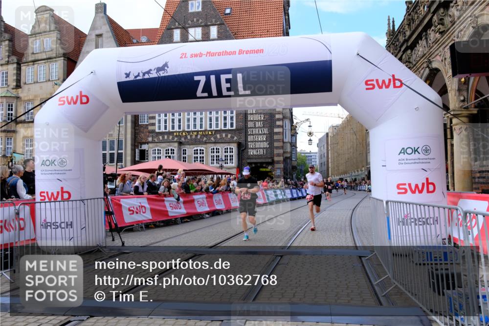 13.09.2026 - 21. swb-Marathon Bremen Tim E. http://msf.ph/oto/10362768 13.09.2026 13:00:22 Ziel 603, 735, 912, 1571, 1758, 1911, 1930, 7170, 8689, 9153 meine-sportfotos.de