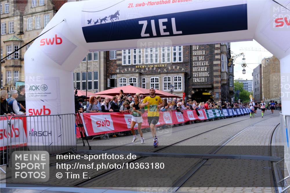13.09.2026 - 21. swb-Marathon Bremen Tim E. http://msf.ph/oto/10363180 13.09.2026 13:00:43 Ziel 671, 1136, 1550, 1754, 2683, 5776, 7015 meine-sportfotos.de