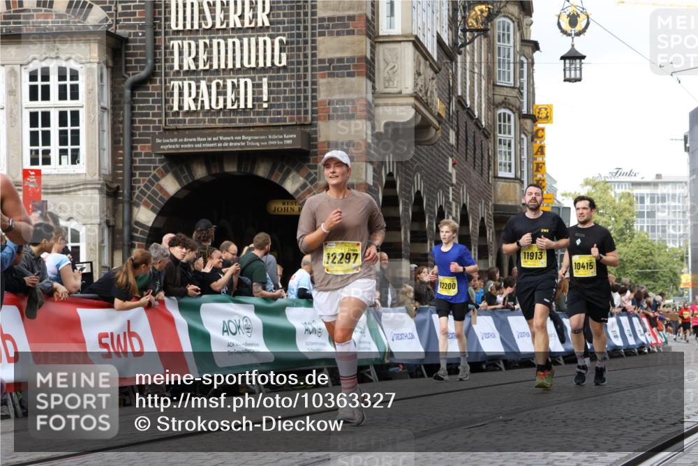 13.09.2026 - 21. swb-Marathon Bremen Strokosch-Dieckow http://msf.ph/oto/10363327 13.09.2026 10:59:14 Ziel 10254, 10383, 10427, 10477, 10485, 10787, 10794, 10832, 10843, 10948, 11034, 11228, 11267, 11278, 11488, 11602, 12015, 12127, 12130, 12131, 12176, 12271, 12297, 12414, 10377, 10492, 10922, 11151, 11500, 11873, 12267, 12295, 12537, 12541 meine-sportfotos.de