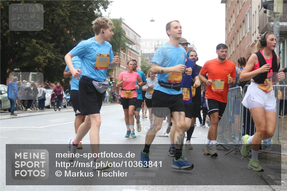 13.09.2026 - Kiel Lauf Markus Tischler http://msf.ph/oto/10363841 13.09.2026 11:56:25 Fleethörn 39, 8221, 7663, 6152, 97, 7117, 292 meine-sportfotos.de