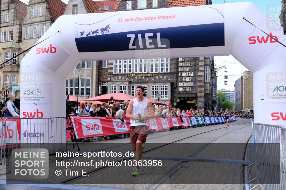 13.09.2026 - 21. swb-Marathon Bremen Tim E. http://msf.ph/oto/10363956 13.09.2026 13:01:35 Ziel 1411, 1619, 3019, 4328, 5663, 5996 meine-sportfotos.de