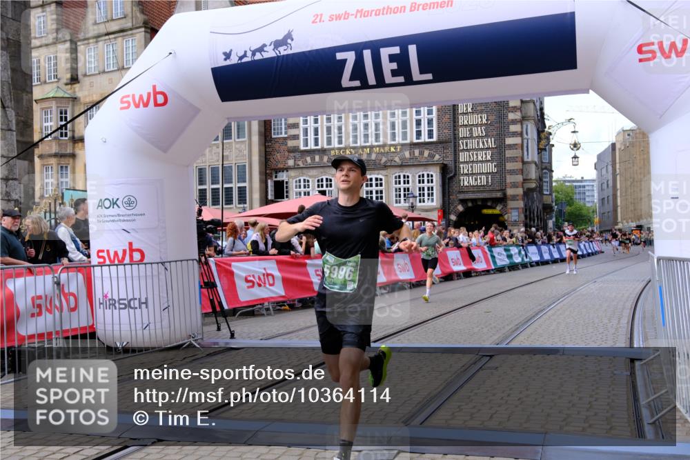 13.09.2026 - 21. swb-Marathon Bremen Tim E. http://msf.ph/oto/10364114 13.09.2026 13:01:48 Ziel 4118, 5369, 5996, 13063, 13168 meine-sportfotos.de