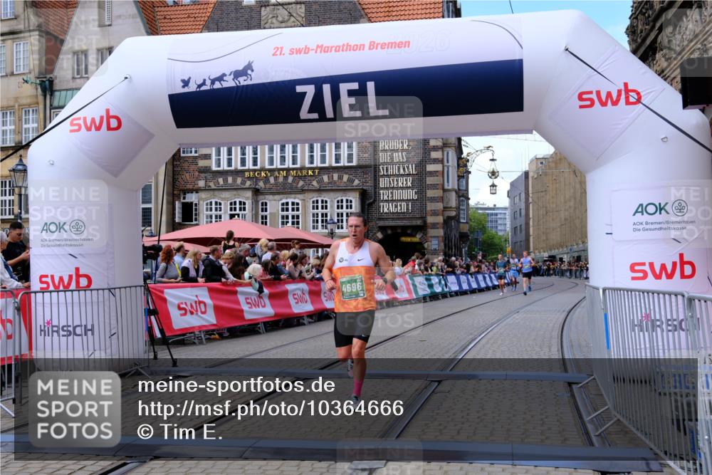 13.09.2026 - 21. swb-Marathon Bremen Tim E. http://msf.ph/oto/10364666 13.09.2026 13:02:09 Ziel 1614, 4696, 4739, 5601, 7950, 9137, 9233 meine-sportfotos.de