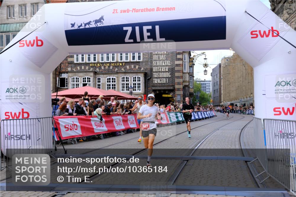 13.09.2026 - 21. swb-Marathon Bremen Tim E. http://msf.ph/oto/10365184 13.09.2026 13:02:54 Ziel 1795, 1850, 3609, 7841, 13237 meine-sportfotos.de