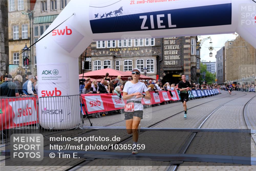 13.09.2026 - 21. swb-Marathon Bremen Tim E. http://msf.ph/oto/10365259 13.09.2026 13:02:54 Ziel 1795, 1850, 3609, 7841, 13237 meine-sportfotos.de