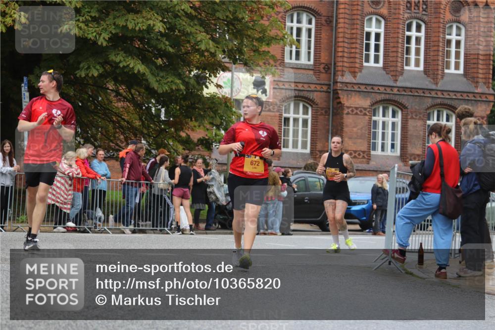 13.09.2026 - Kiel Lauf Markus Tischler http://msf.ph/oto/10365820 13.09.2026 12:07:17 Fleethörn 672 meine-sportfotos.de