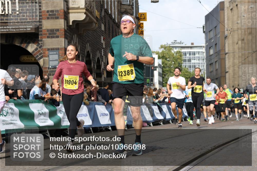 13.09.2026 - 21. swb-Marathon Bremen Strokosch-Dieckow http://msf.ph/oto/10366098 13.09.2026 11:00:02 Ziel 10147, 10236, 10355, 10669, 10928, 10929, 11054, 11056, 11089, 11194, 11419, 11501, 11594, 11803, 12138, 12242, 12243, 12480, 12481, 12527, 10758, 10810, 11016, 11524, 11525, 11547, 11587, 11588, 11589, 11623, 11907, 12123, 12190, 12274, 12352 meine-sportfotos.de