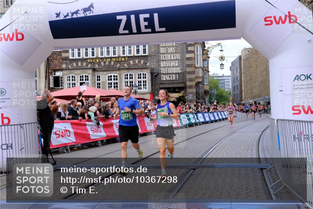 13.09.2026 - 21. swb-Marathon Bremen Tim E. http://msf.ph/oto/10367298 13.09.2026 13:04:42 Ziel 650, 744, 1223, 1224, 1860, 2207, 3284, 3424, 4239, 7871, 8936, 9813, 13034 meine-sportfotos.de