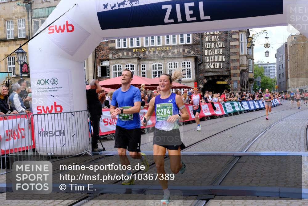 13.09.2026 - 21. swb-Marathon Bremen Tim E. http://msf.ph/oto/10367389 13.09.2026 13:04:43 Ziel 650, 744, 1223, 1224, 1860, 2207, 3284, 3424, 4239, 7871, 8936, 13034 meine-sportfotos.de