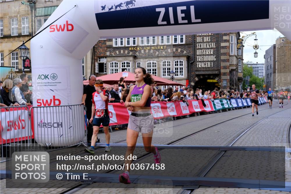13.09.2026 - 21. swb-Marathon Bremen Tim E. http://msf.ph/oto/10367458 13.09.2026 13:04:47 Ziel 650, 744, 1223, 1224, 1860, 2207, 2956, 3284, 4239, 7871, 8936, 13034 meine-sportfotos.de