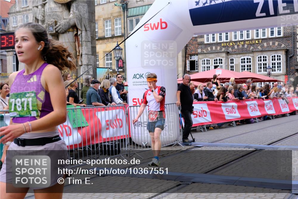 13.09.2026 - 21. swb-Marathon Bremen Tim E. http://msf.ph/oto/10367551 13.09.2026 13:04:49 Ziel 650, 744, 1223, 1224, 1860, 2207, 2956, 3284, 4239, 7871, 8701, 8936, 9070, 13034 meine-sportfotos.de
