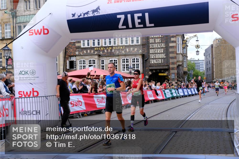 13.09.2026 - 21. swb-Marathon Bremen Tim E. http://msf.ph/oto/10367818 13.09.2026 13:04:55 Ziel 744, 1223, 1224, 1712, 1860, 2207, 2956, 5283, 8701, 8936, 9070, 13034 meine-sportfotos.de