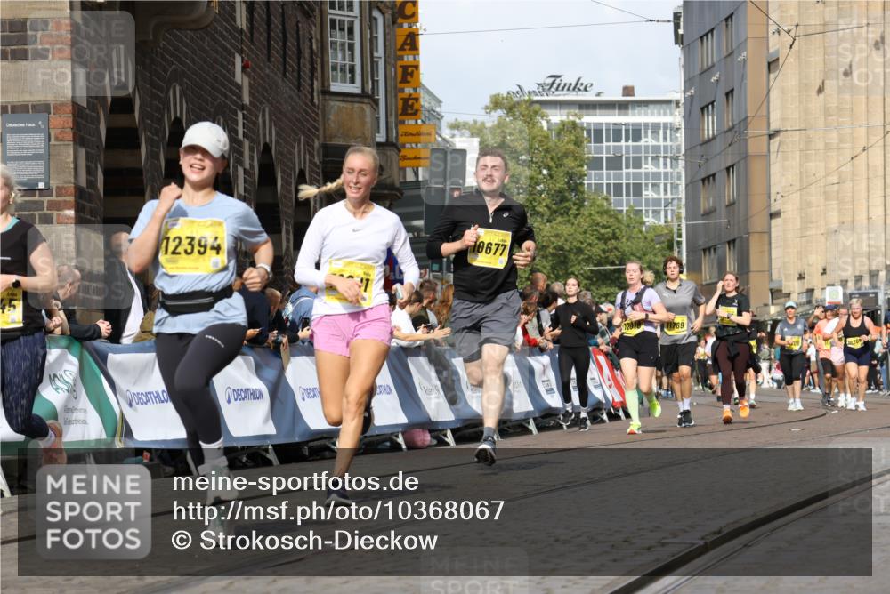 13.09.2026 - 21. swb-Marathon Bremen Strokosch-Dieckow http://msf.ph/oto/10368067 13.09.2026 11:00:32 Ziel 10144, 10758, 10801, 10810, 11016, 11071, 11129, 11158, 11159, 11160, 11259, 11453, 11524, 11525, 11528, 11547, 11587, 11588, 11589, 11623, 11907, 12105, 12106, 12123, 12190, 12274, 12291, 12352, 12394, 12530, 12531, 10263, 10272, 10275, 10306, 11162, 11180, 11343, 11475, 11556, 11687, 11708, 11797, 11819, 11838, 11959, 12397, 12430 meine-sportfotos.de