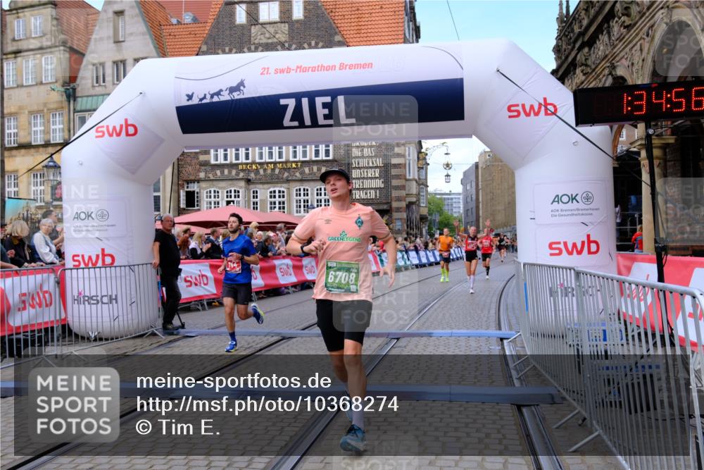13.09.2026 - 21. swb-Marathon Bremen Tim E. http://msf.ph/oto/10368274 13.09.2026 13:05:18 Ziel 1336, 1822, 2297, 2646, 3196, 4729, 5674, 6708, 7538, 8054, 9306, 9495, 13187 meine-sportfotos.de