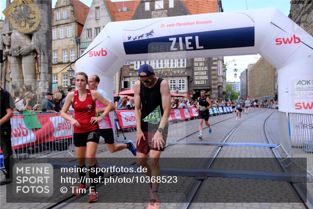 13.09.2026 - 21. swb-Marathon Bremen Tim E. http://msf.ph/oto/10368523 13.09.2026 13:05:32 Ziel 439, 1336, 1822, 2297, 3196, 3365, 4025, 4729, 7102, 9273 meine-sportfotos.de