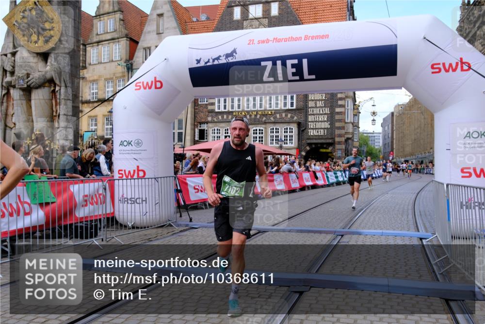 13.09.2026 - 21. swb-Marathon Bremen Tim E. http://msf.ph/oto/10368611 13.09.2026 13:05:34 Ziel 439, 1822, 2297, 3365, 4025, 4729, 5092, 7102, 9273 meine-sportfotos.de