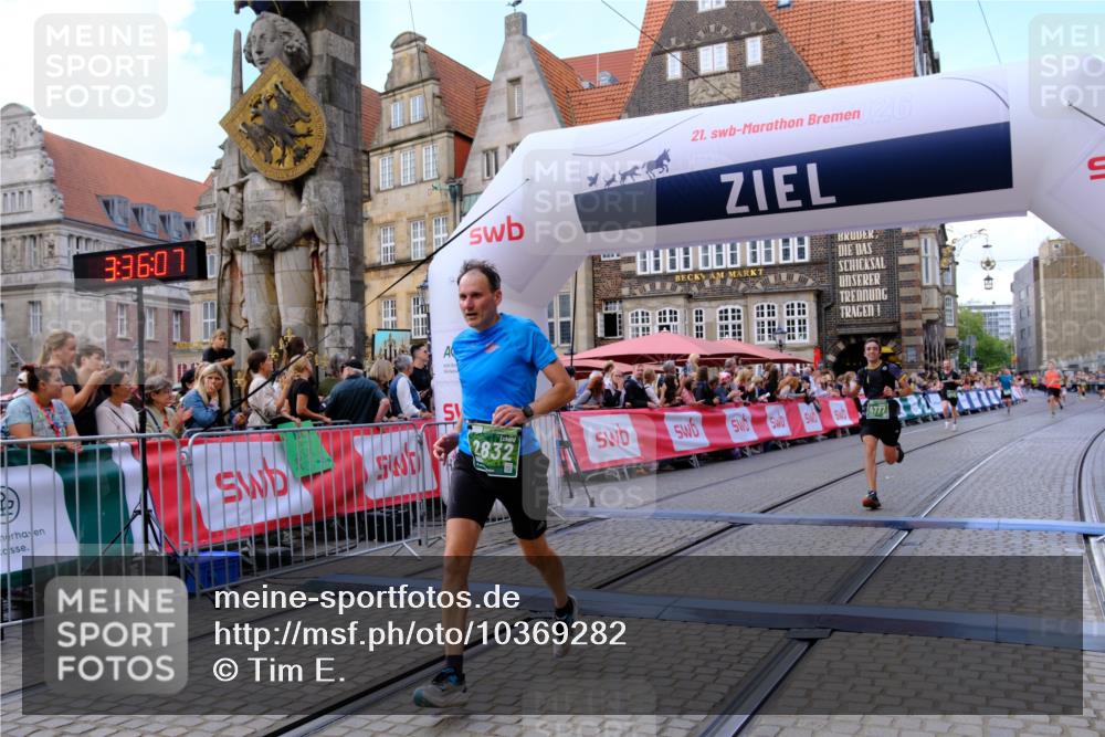 13.09.2026 - 21. swb-Marathon Bremen Tim E. http://msf.ph/oto/10369282 13.09.2026 13:06:56 Ziel 508, 521, 788, 1009, 1770, 1921, 2832, 3910, 4777, 5238, 6784, 6951, 7590, 8580 meine-sportfotos.de