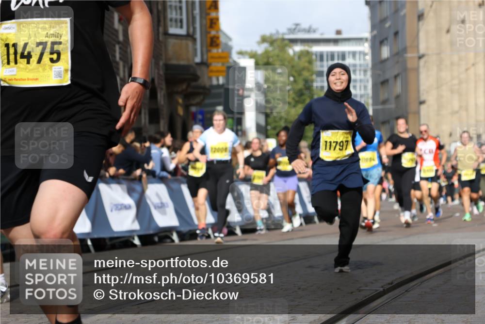 13.09.2026 - 21. swb-Marathon Bremen Strokosch-Dieckow http://msf.ph/oto/10369581 13.09.2026 11:00:56 Ziel 10263, 10272, 10275, 10306, 10369, 11126, 11162, 11180, 11343, 11475, 11556, 11687, 11708, 11769, 11797, 11838, 11959, 12018, 12430, 10428, 10639, 10892, 10964, 10965, 11049, 11116, 11428, 11540, 11681, 11682, 11850, 12085, 12241 meine-sportfotos.de