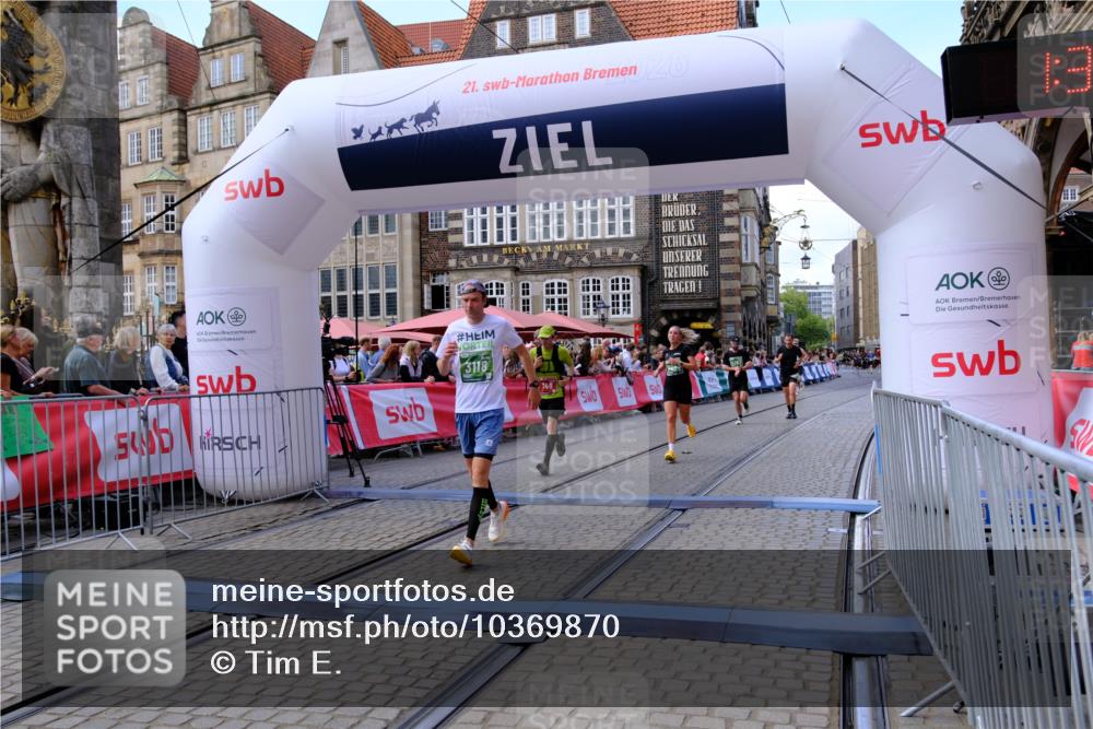 13.09.2026 - 21. swb-Marathon Bremen Tim E. http://msf.ph/oto/10369870 13.09.2026 13:07:42 Ziel 1863, 2706, 3043, 3118, 4743, 4808, 7803, 8060, 8098, 8467, 8980 meine-sportfotos.de