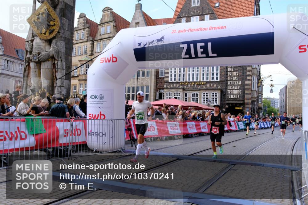 13.09.2026 - 21. swb-Marathon Bremen Tim E. http://msf.ph/oto/10370241 13.09.2026 13:07:56 Ziel 819, 969, 2135, 4852, 4990, 5570, 5976, 7558, 7803, 8060, 8467, 8611, 8737, 9035, 9356 meine-sportfotos.de