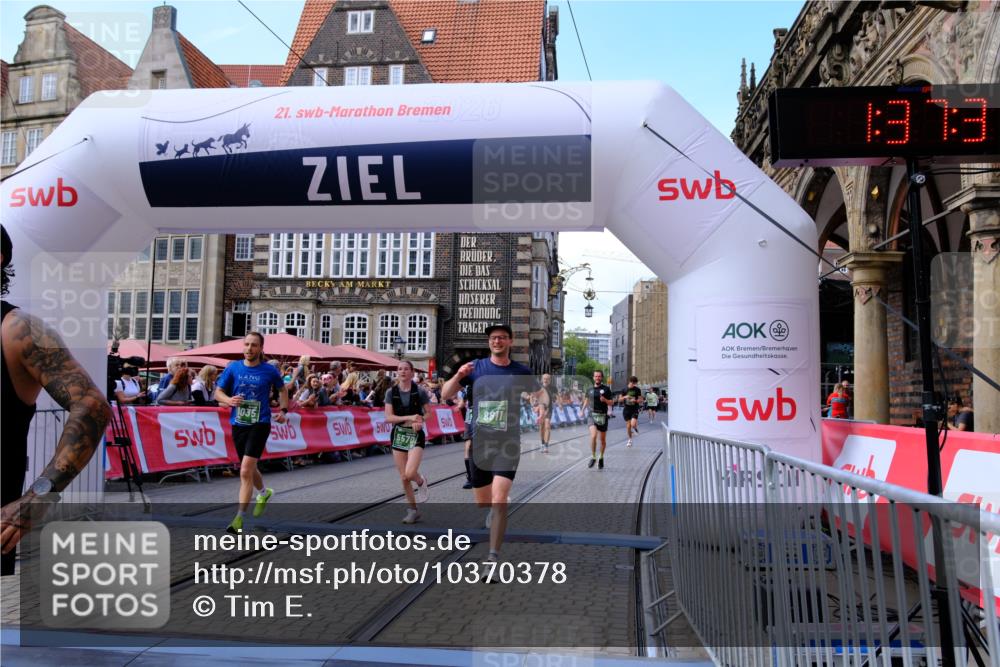 13.09.2026 - 21. swb-Marathon Bremen Tim E. http://msf.ph/oto/10370378 13.09.2026 13:07:59 Ziel 819, 969, 2135, 4732, 4852, 4990, 5570, 5976, 7558, 7803, 8611, 8737, 9035, 9356 meine-sportfotos.de