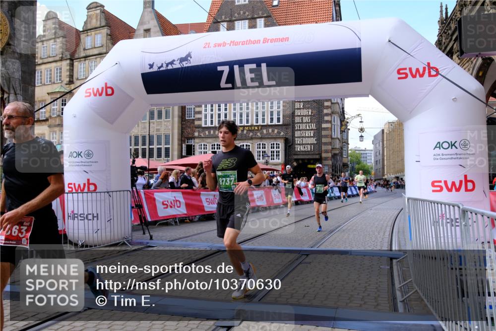 13.09.2026 - 21. swb-Marathon Bremen Tim E. http://msf.ph/oto/10370630 13.09.2026 13:08:04 Ziel 969, 2135, 4732, 4852, 4990, 5570, 5976, 7558, 8611, 8737, 9035, 9356 meine-sportfotos.de