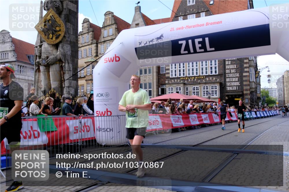 13.09.2026 - 21. swb-Marathon Bremen Tim E. http://msf.ph/oto/10370867 13.09.2026 13:08:09 Ziel 969, 4732, 4852, 7558, 8737, 9356, 13160 meine-sportfotos.de