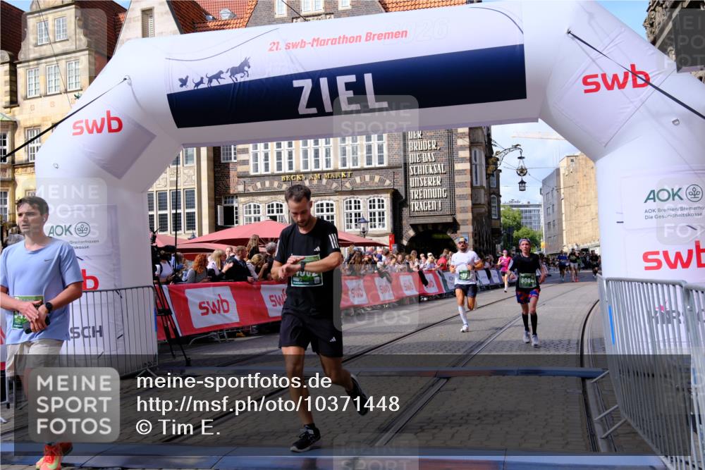 13.09.2026 - 21. swb-Marathon Bremen Tim E. http://msf.ph/oto/10371448 13.09.2026 13:08:51 Ziel 339, 715, 1335, 1696, 3276, 4033, 4082, 4888, 5377, 5424, 6842, 7064, 7121, 8655, 9084 meine-sportfotos.de
