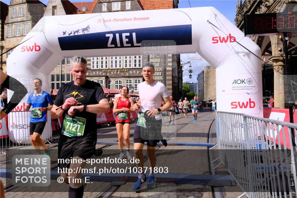13.09.2026 - 21. swb-Marathon Bremen Tim E. http://msf.ph/oto/10371803 13.09.2026 13:09:03 Ziel 715, 3110, 3276, 3330, 4033, 5377, 5517, 5696, 6842, 6906, 7064, 7121, 8555, 9240, 9411, 9702, 9867, 9906, 9911 meine-sportfotos.de