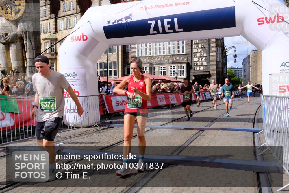 13.09.2026 - 21. swb-Marathon Bremen Tim E. http://msf.ph/oto/10371837 13.09.2026 13:09:05 Ziel 715, 3110, 3276, 3330, 4033, 5377, 5517, 5696, 6842, 6906, 7064, 7121, 8555, 9240, 9411, 9702, 9867, 9906, 9911 meine-sportfotos.de